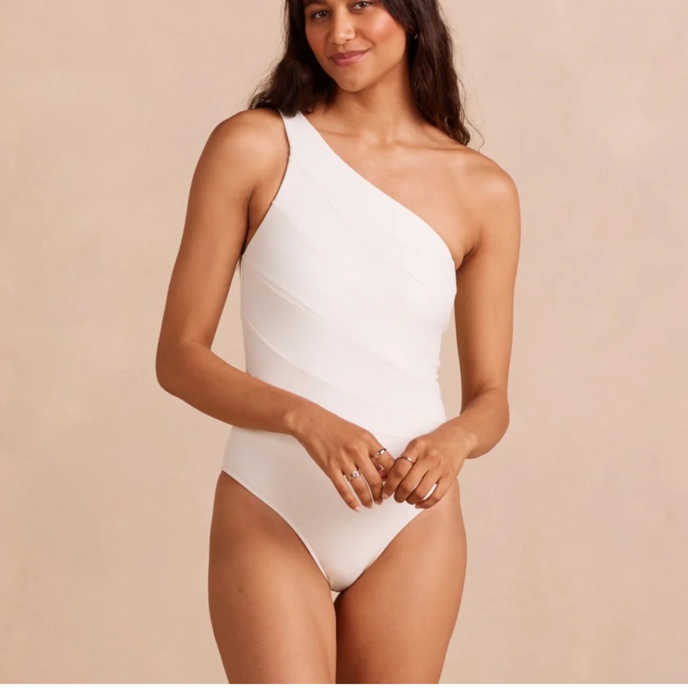 Summersalt Sidestroke Cream One-Shoulder Swimsuit